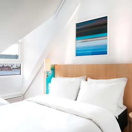 Radisson Blu Royal Hotel, Hotell