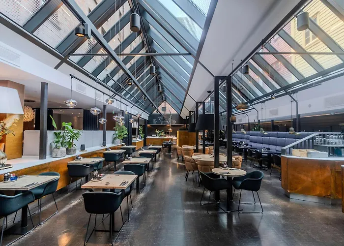 Radisson Blu Royal Hotel, Hotell 4*