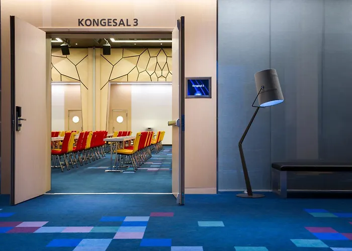 Radisson Blu Royal Hotel, Hotell